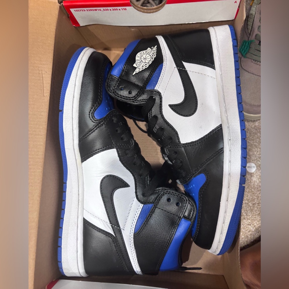 Air Jordan 1 Mid “Black Royal” | Men’s Size 8 | Classic Colorway